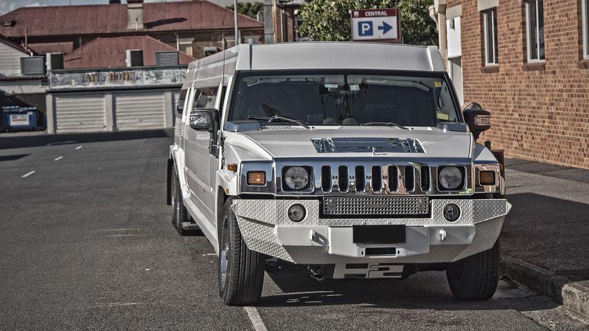 wedding hummer